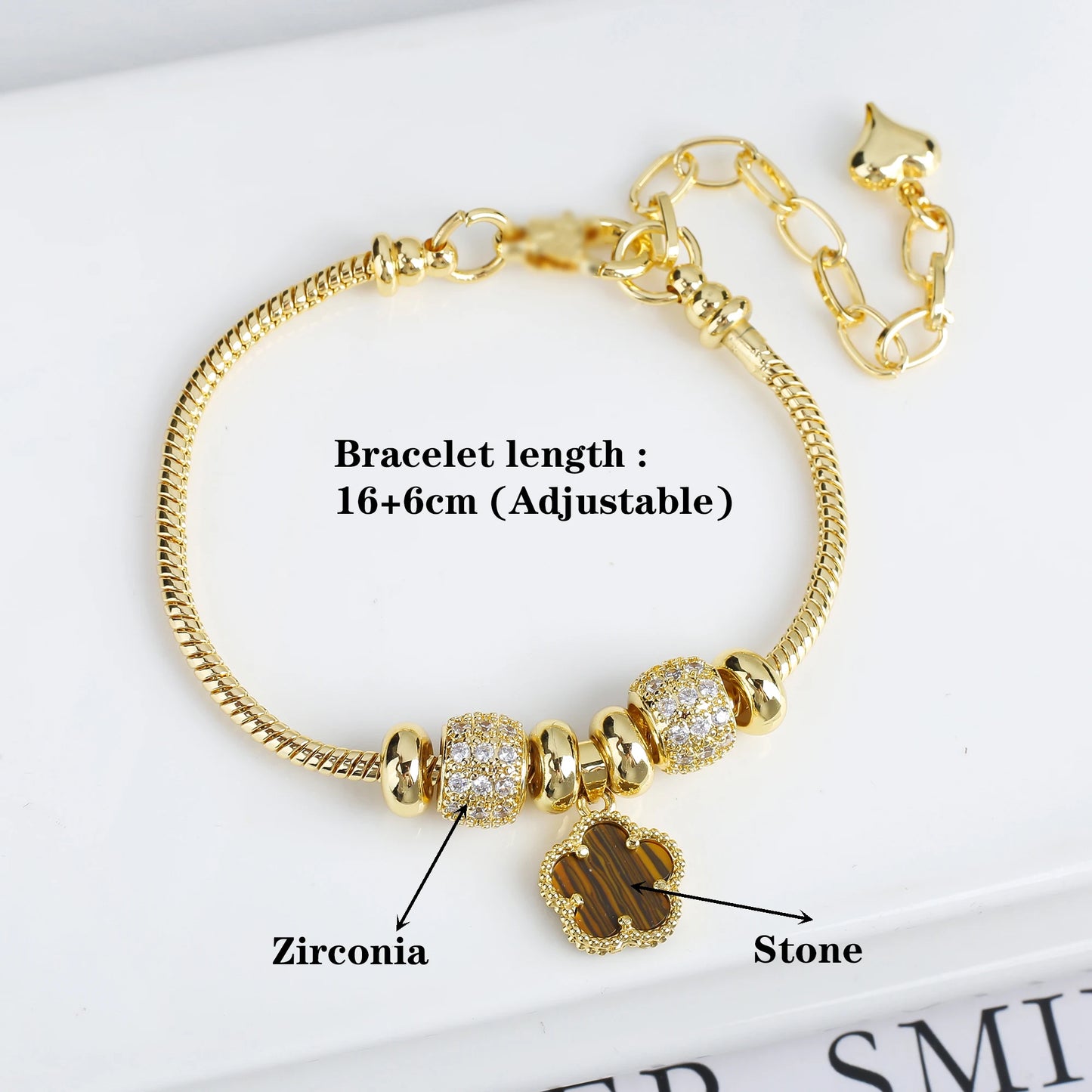 Jewelry 2024 Luxury new 5 leaf grass bracelet Women's wedding party bracelet Unique chain woven accessories