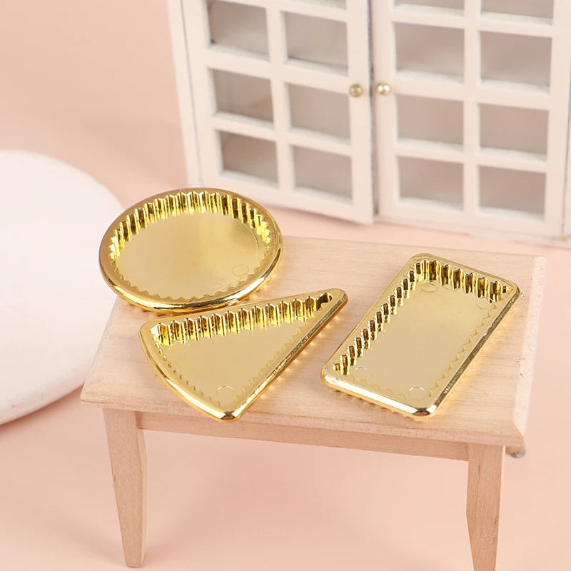 1/12 Dollhouse Golden Dish Tray Model Dollhouse Miniature Kitchen Food Plates Dolls House Decoration Accessories